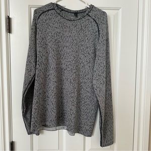 Men’s lululemon swiftly tech long sleeve size XL
